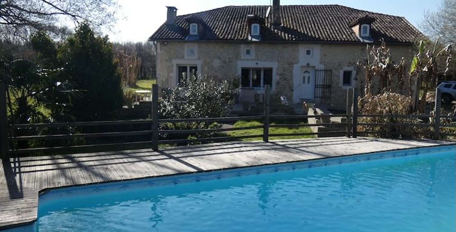 MAISON RESTAURÉE EN PIERRES — photo 1