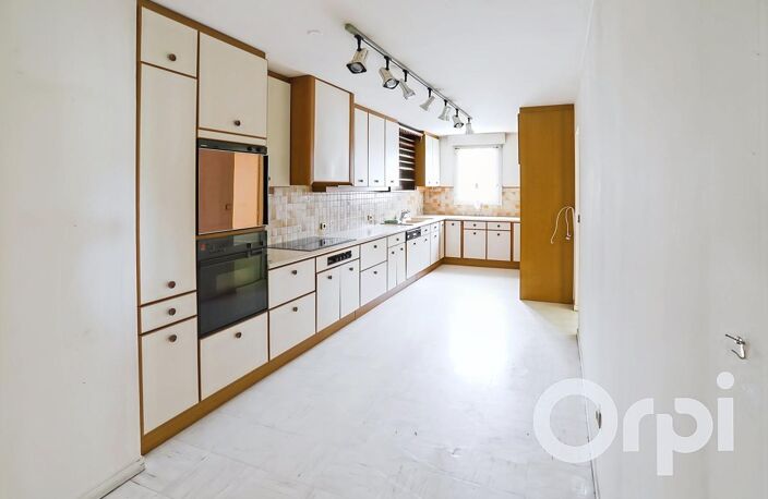 Appartement À Vendre — photo 2