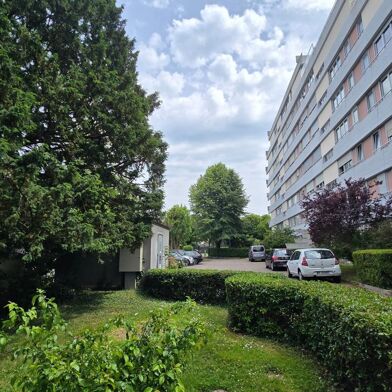 Appartement 4 pièces 210000 €