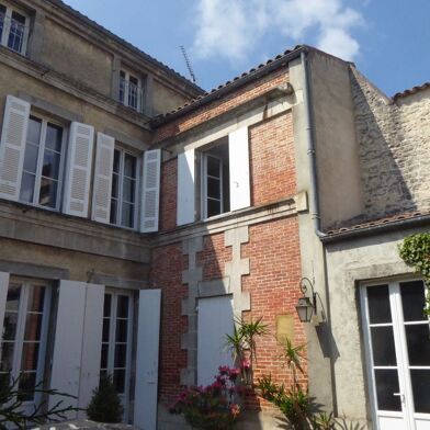 Maison 8 pièces 598500 €