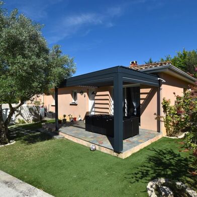 Maison 5 pièces 399900 €