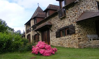 Maison 8 Pièces 216 m² à vendre à Payzac (24270)