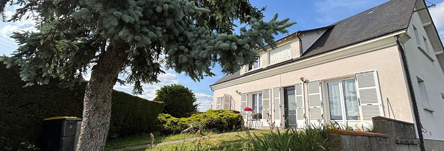 Maison 4 Pièces 155 m² à louer à Neuville-aux-Bois (45170)