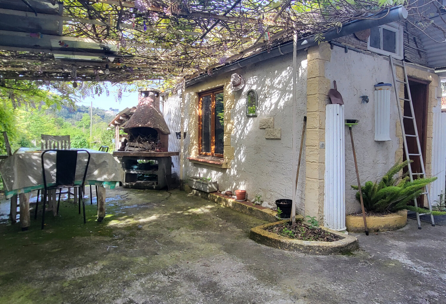 Maison T3 + dépendance, annexes et piscine — photo 1