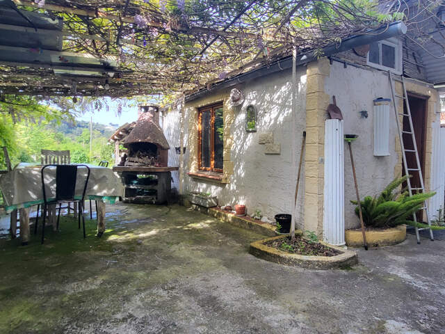 Maison T3 + dépendance, annexes et piscine — photo du bien