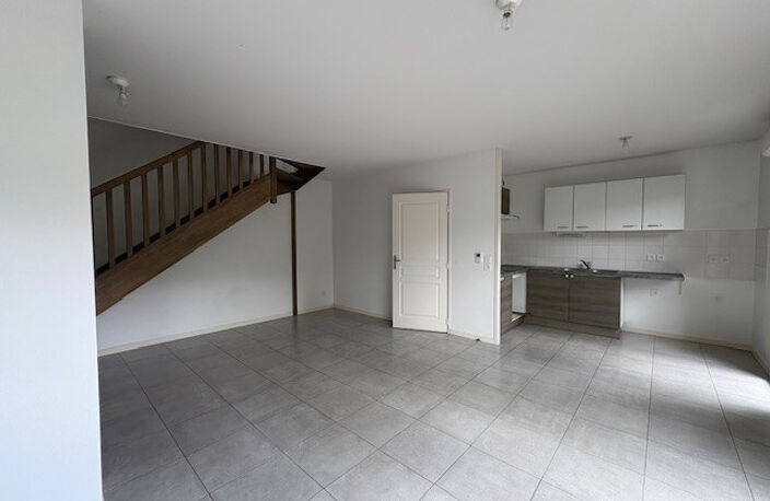 T4 DUPLEX AVEC GARAGE — photo 2