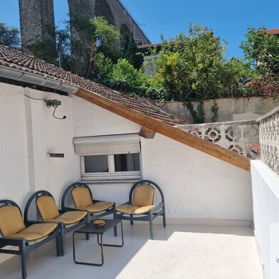 Immeuble  982800 €