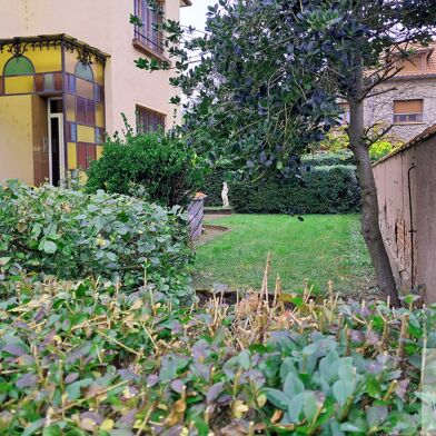 Appartement 5 pièces 275000 €