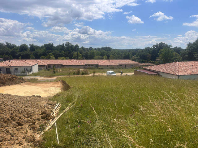 Terrain à Bâtir 10 Min Montauban Nord Viabilisé 690 m² — photo du bien