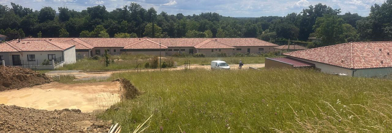 Terrain  690 m² à vendre à Réalville (82440)