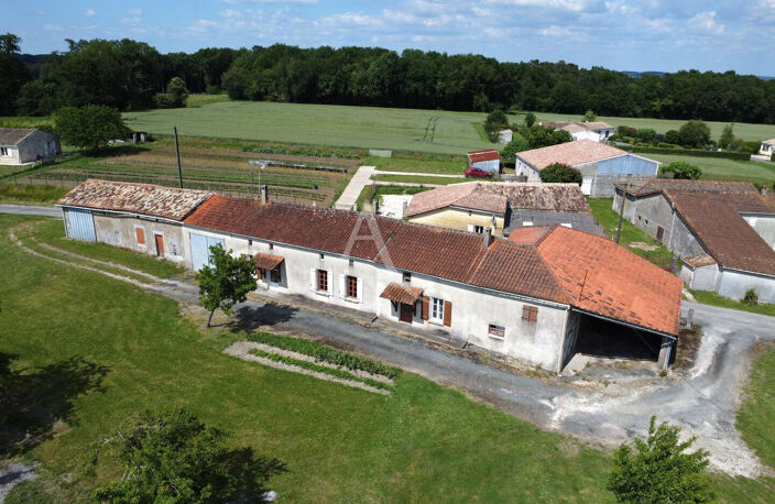 Maison Charentaise à rénover dans un cadre champêtre à 10 min de Jonzac — photo 2