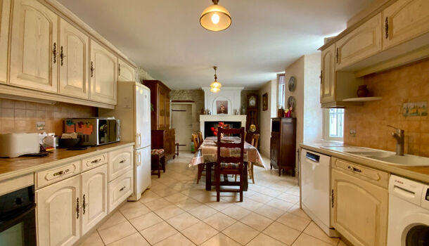 Villa / Maison 10 pièces  à vendre Jonzac 17500