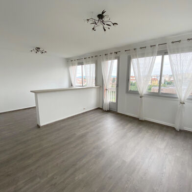 Appartement 3 pièces 800 €