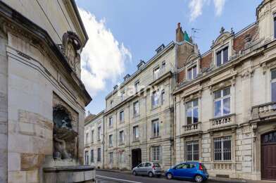 Appartement 4 pièces 230000 €