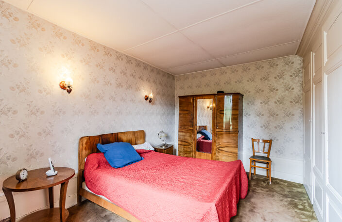 Maison de village en pierres dorées avec dépendances et jard — photo 5