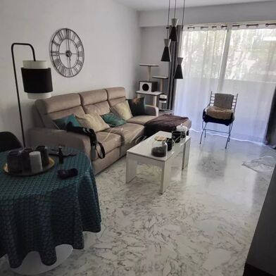 Appartement  220000 €