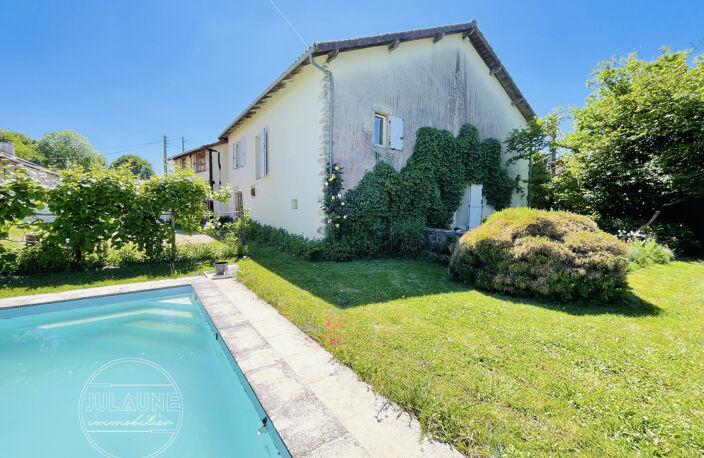 Maison de caractère en pierres avec piscine — photo 2