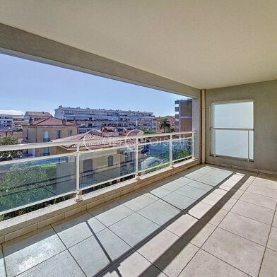 Appartement 3 pièces 742000 €