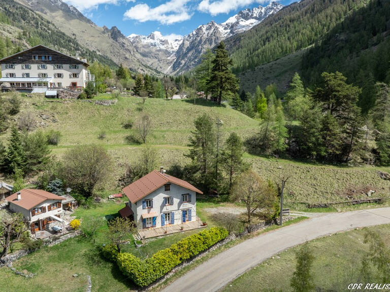 Maison de montagne 5 pièces avec terrain à acheter sur Belve — photo 1