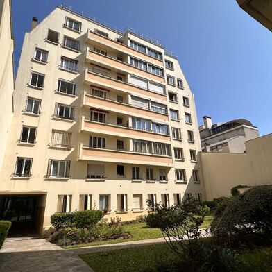 Appartement 3 pièces 304000 €