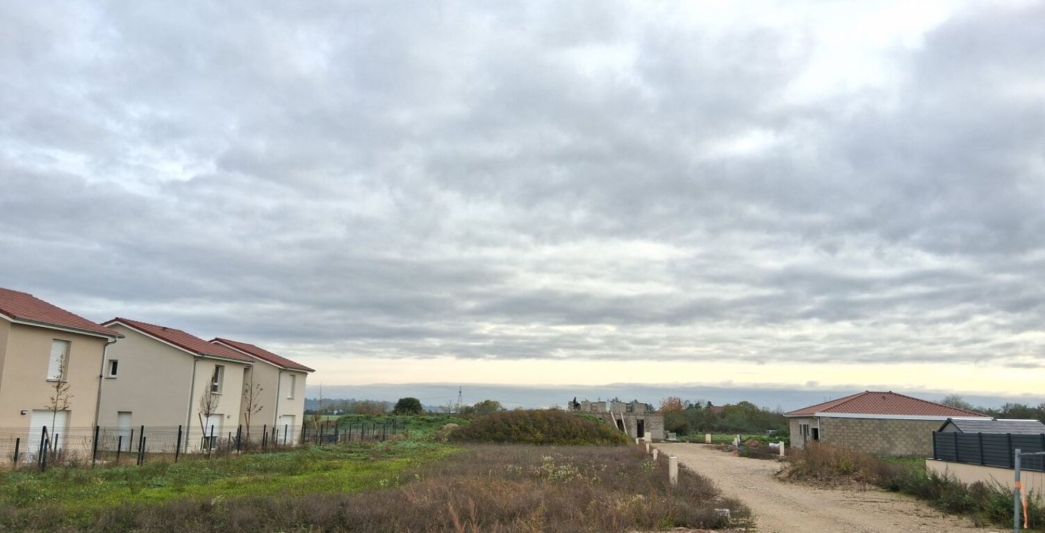 Terrain — photo 1