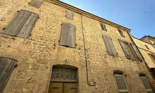 Maison 10 Pièces 975 m² à vendre à Blaye (33390)