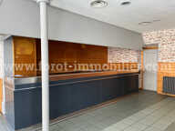 local commercial — photo 3