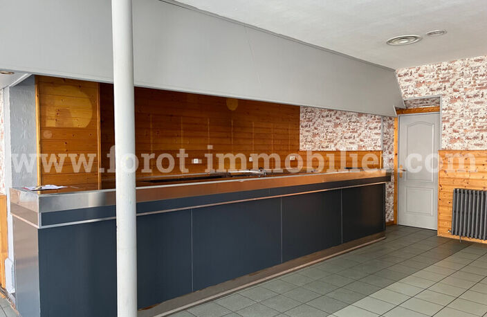 local commercial — photo 3