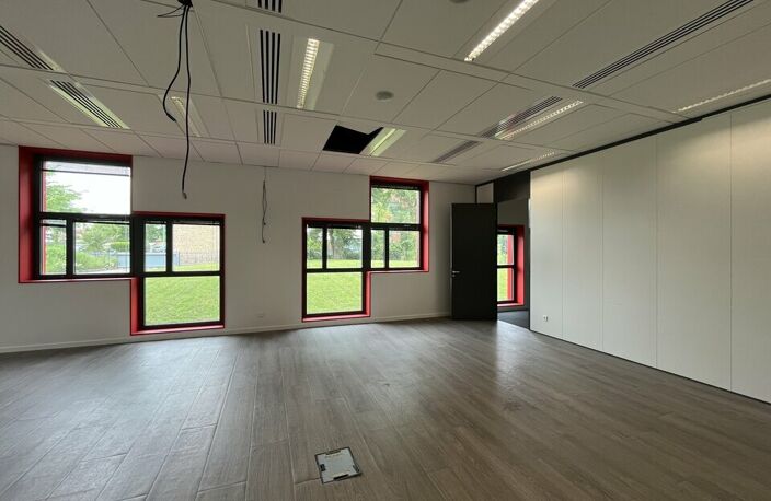 BUREAUX à LOUER — photo 5