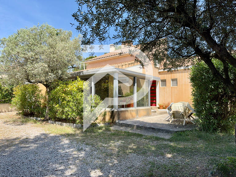 INVESSTISSEURS Villeneuve Les Avignon Maison et terrain 4170m² — photo 1