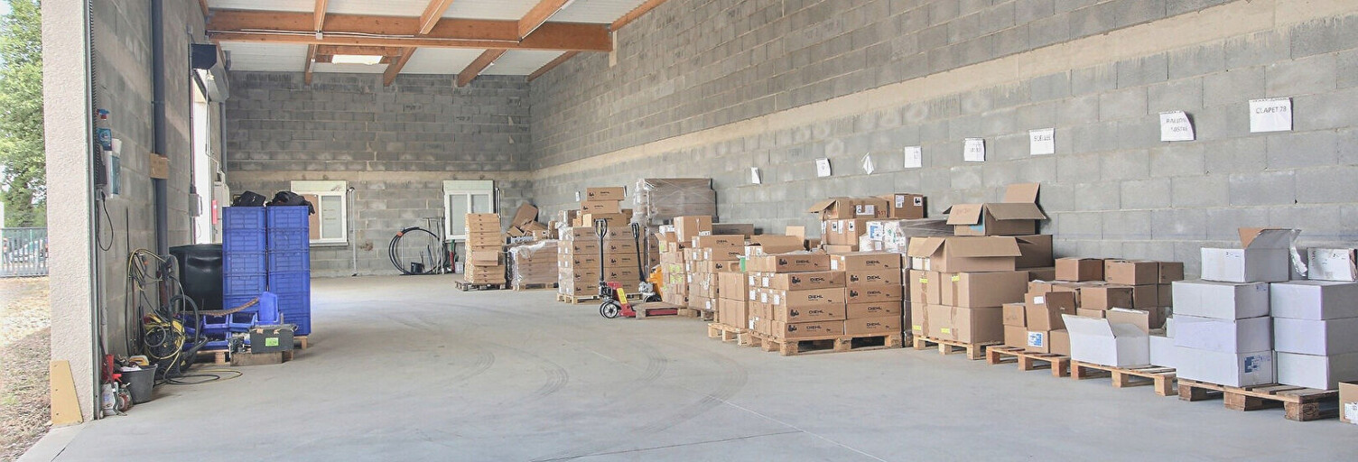 Commerce 2 Pièces 332 m² à louer à Saint-Galmier (42330)