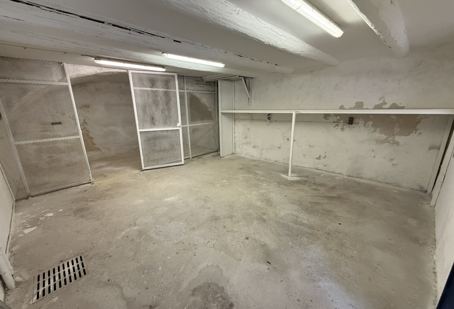 LOCAL DE STOCKAGE PROCHE FORVILLE — photo 1