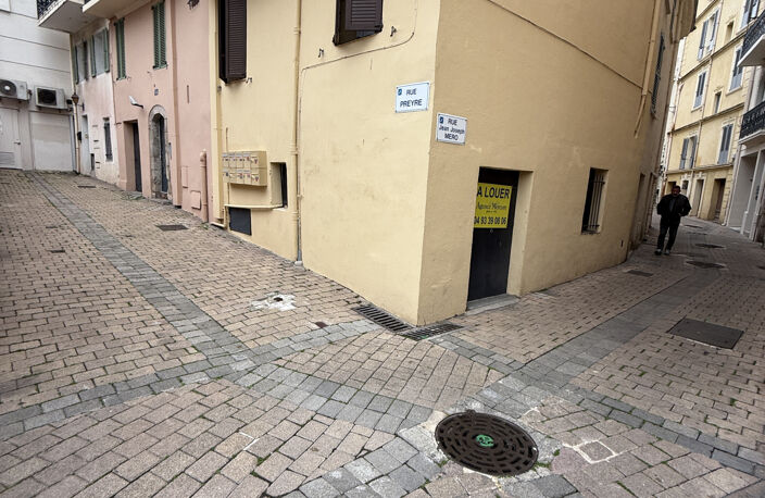 LOCAL DE STOCKAGE PROCHE FORVILLE — photo 3