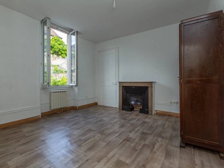 Appartement Centre Morestel — photo 1