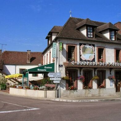 Commerce  189000 €