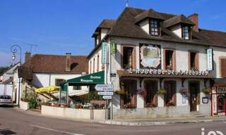 Commerce  660 m² à vendre à Rogny-les-Sept-Écluses (89220)