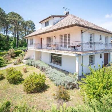 Maison 4 pièces 348480 €