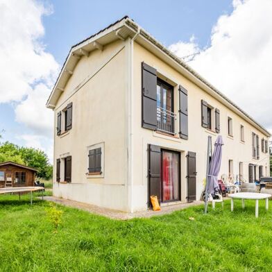 Immeuble  265500 €