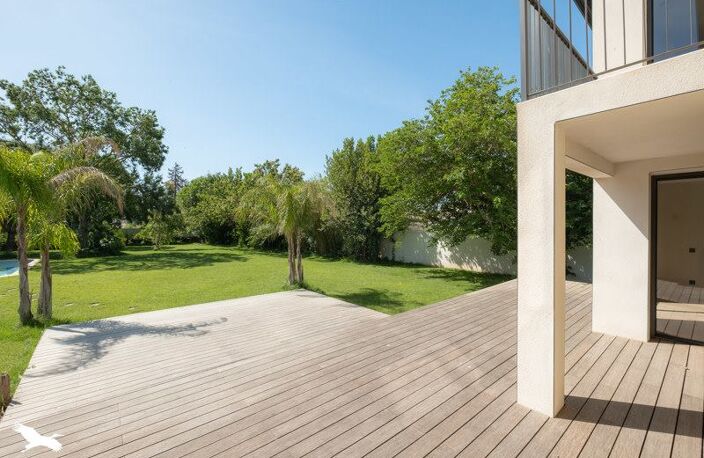 Villa de 6 pièces principales — photo 2