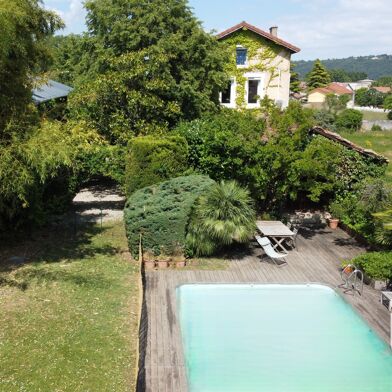 Maison 7 pièces 699000 €