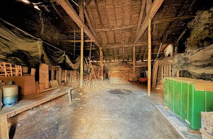 Maison en pierre de 4 pièces principales — photo 2