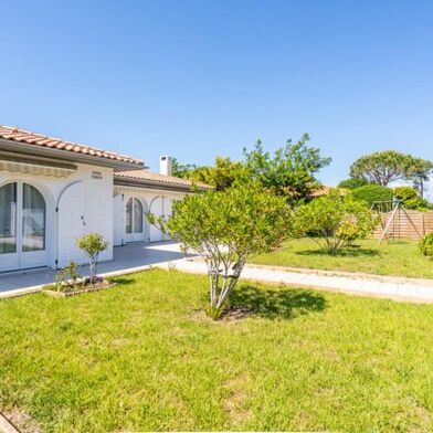 Maison 5 pièces 384345 €