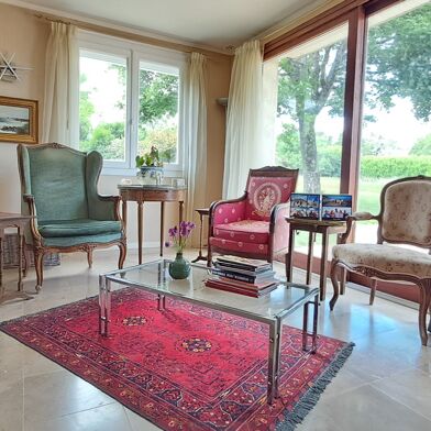 Maison 9 pièces 800000 €