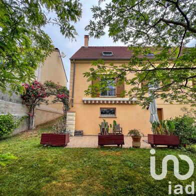 Maison 7 pièces 349000 €