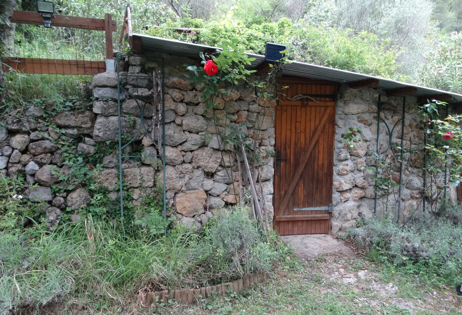 Jolie maison sise sur la commune d'Utelle (le Cros d'Utelle) — photo 1