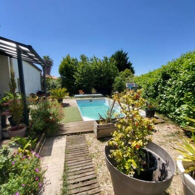 Maison 6 pièces 260190 €