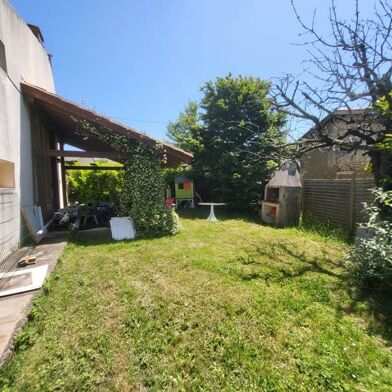 Maison 6 pièces 260190 €