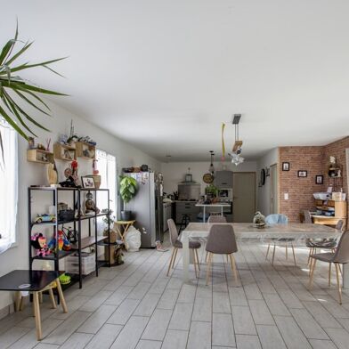 Maison 6 pièces 389610 €