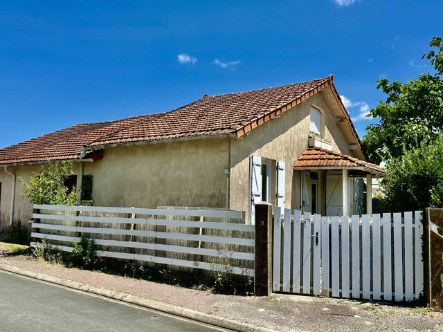 VAUX PONTAILLAC MAISON AVEC TRAVAUX AU PRIX DE 328 600 EUR HAI — photo du bien