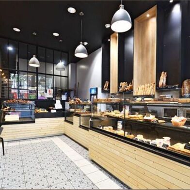 Commerce  492000 €